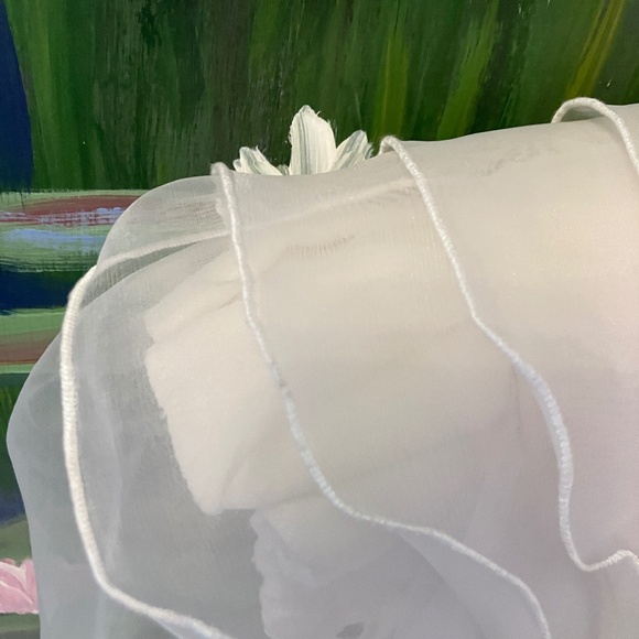 Fancy Linen Blouse - Picture 7 of 8